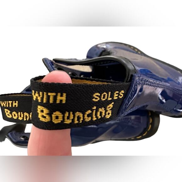 New ! Women's Dr. Martens 1460 Patent Leather Lace Up Boots Blue Lucido, size 6 - Picture 8 of 9